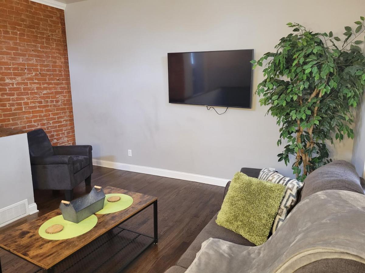 Apartamento Fresh Modern Industrial Split Level Cincinnati Exterior foto